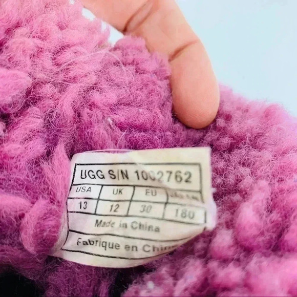 UGG well loved purple mini Bailey boots - Picture 7 of 8